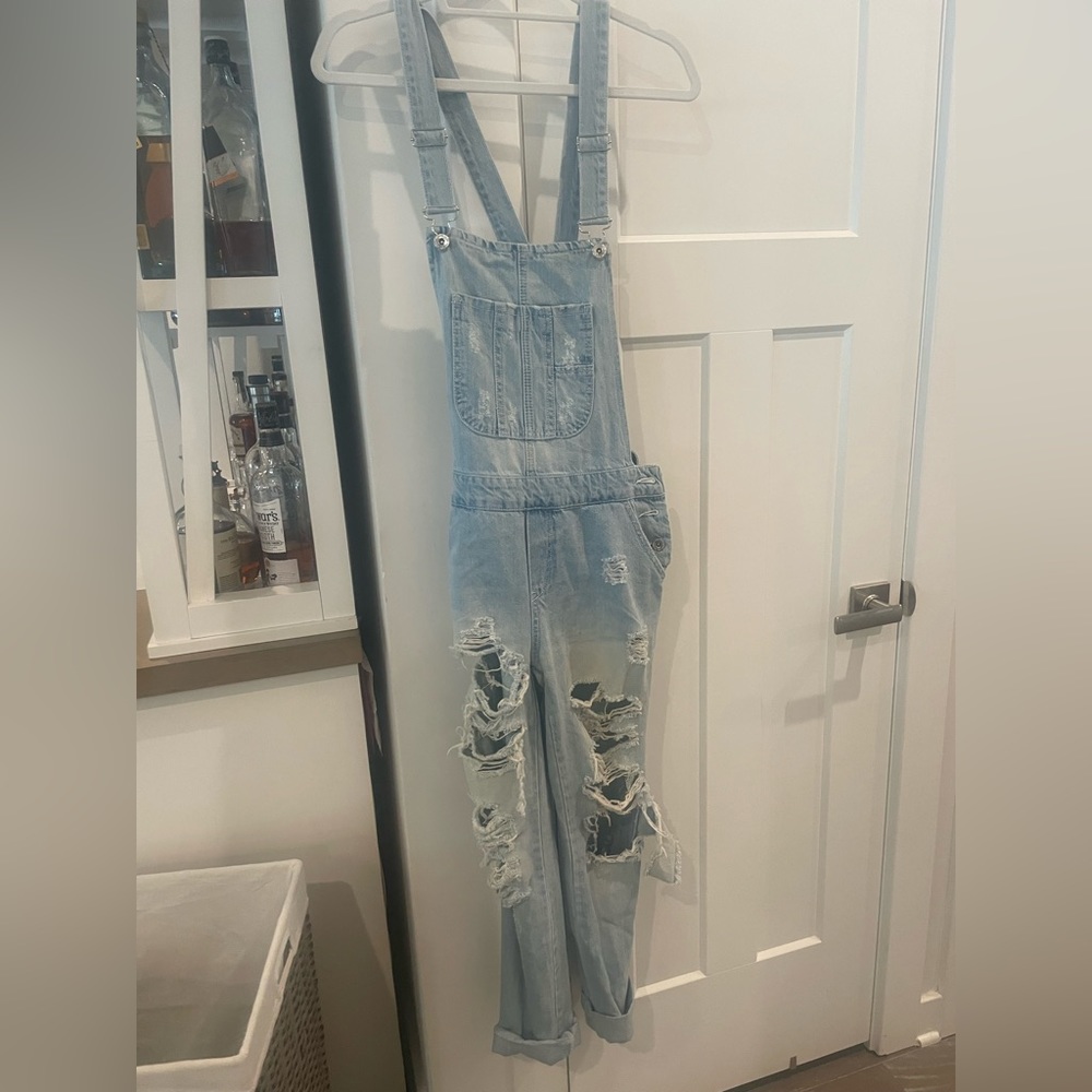 Stradivarius overalls, ripped look, lightweight and soft